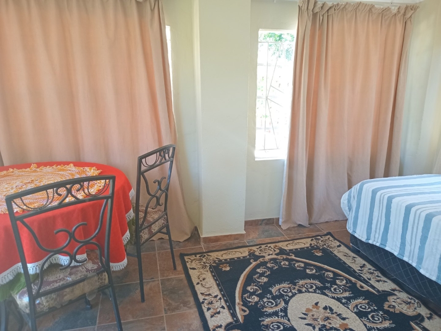 5 Bedroom Property for Sale in Bloemhof North West